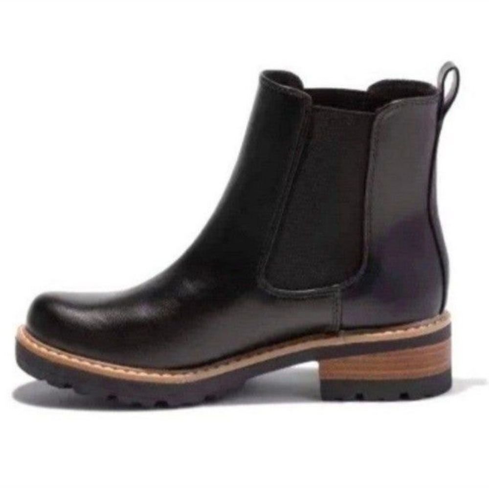 Ladies Black Boots Size 6